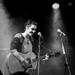 Rachel Sermanni performing at Whiteness and Weisdale Hall in 2011.