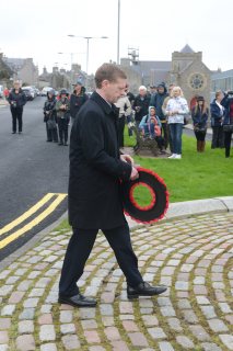 SIC convenor Malcolm Bell lays a wreath in memory of those who fought during the Battle of Britain. Photo: Dave Donaldson